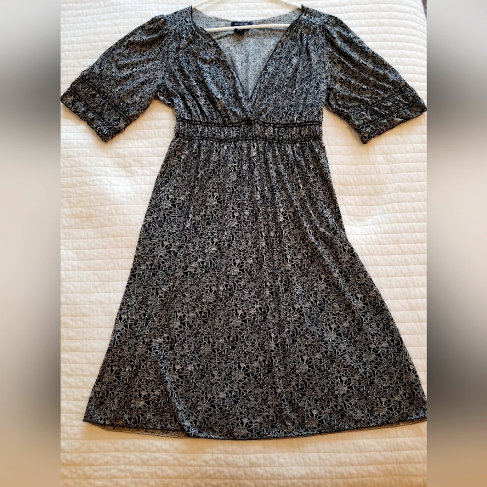 Max Edition, size M.,  jersey knit pullover dress, just above knee length.